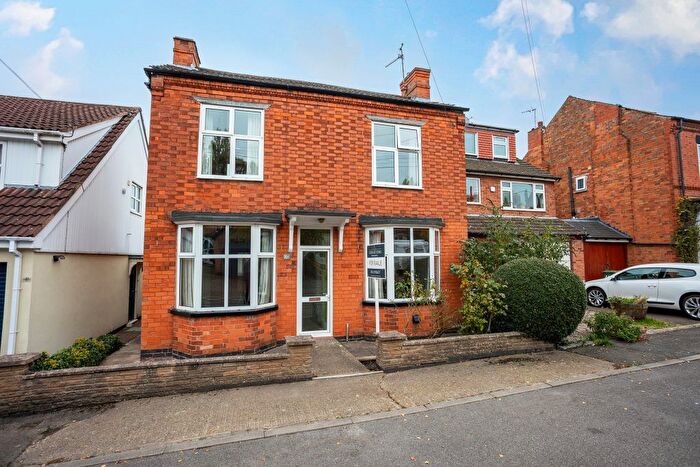 2 Bedroom Detached House For Sale In Cliffe Road, Birstall, LE4