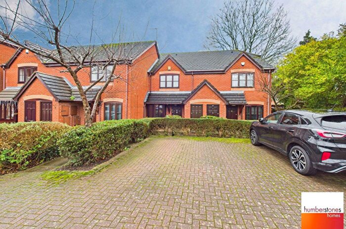 1 Bedroom Flat For Sale In Church Drive, Stirchley, B30