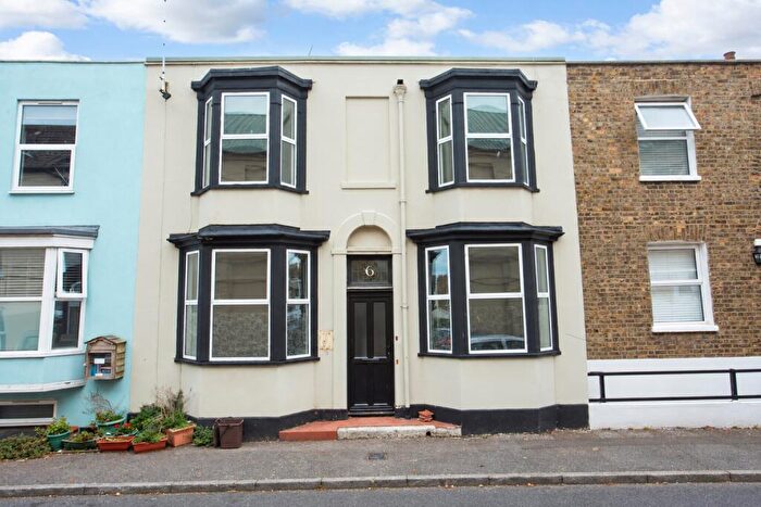 3 Bedroom Terraced House For Sale In Bath Place, Margate, Kent, CT9