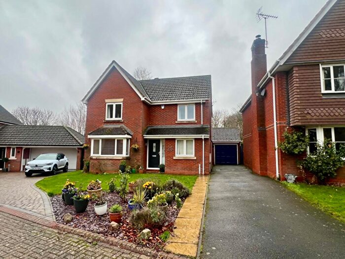 4 Bedroom Detached House For Sale In Ashton Close, Daventry, NN11