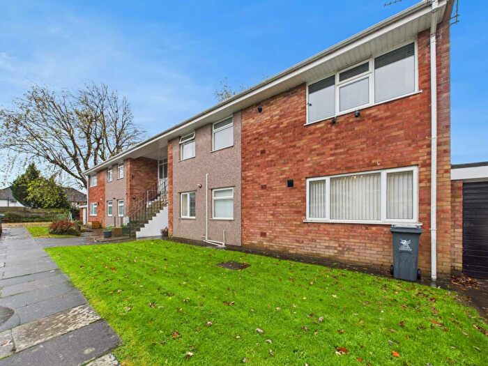 3 Bedroom Ground Maisonette For Sale In Bishops Close, Whitchurch, Cardiff., CF14
