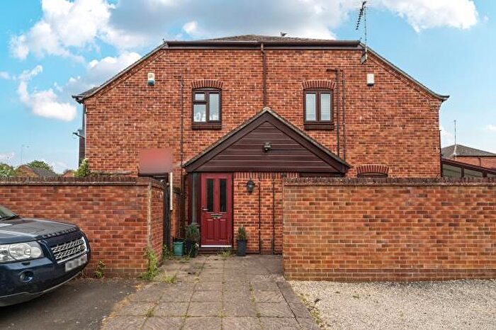 2 Bedroom End Of Terrace House For Sale In The Furrows, Southam, CV47