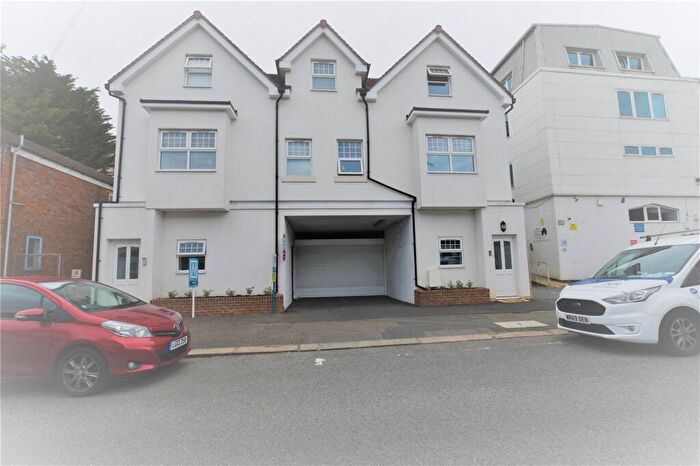 2 Bedroom Apartment To Rent In Lower Road, Kenley, CR8