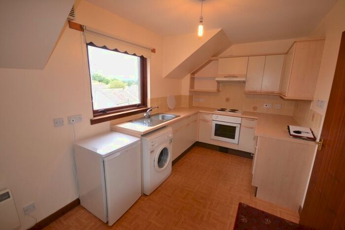 2 Bedroom Flat To Rent In Carrondale Court, Mill Street, Stanley, PH1