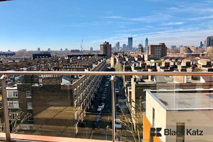 1 Bedroom Flat To Rent In O Central, Crampton Street, Elephant And Castle, SE17