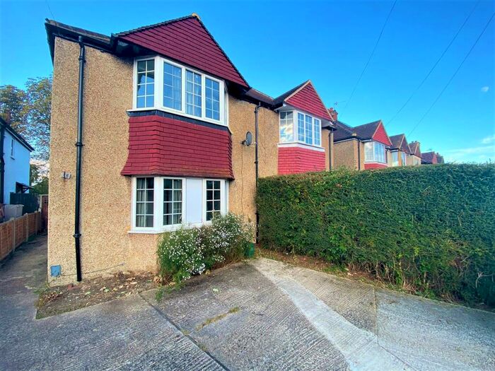 5 Bedroom Semi-Detached House To Rent In Grantley Road, Guildford, Surrey, GU2