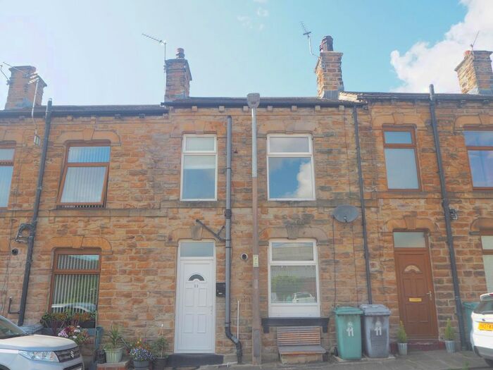 1 Bedroom Terraced House To Rent In Colbeck Row, Birstall, Batley, WF17