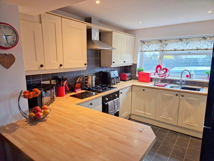 3 Bedroom Detached House For Sale In Greenpark Road, Exmouth, EX8