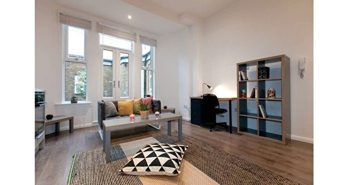 1 Bedroom Studio To Rent In Green Lanes, London, N4