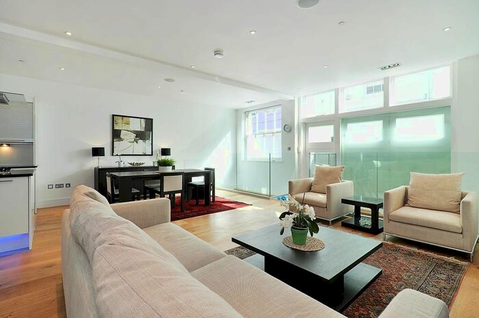 3 Bedroom Mews To Rent In Atherstone Mews, South Kensington, SW7