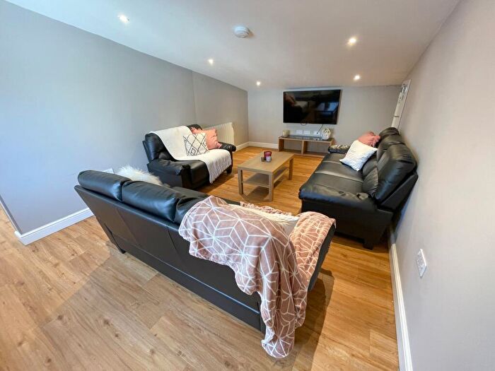 1 Bedroom House To Rent In A Hardman Street, L1