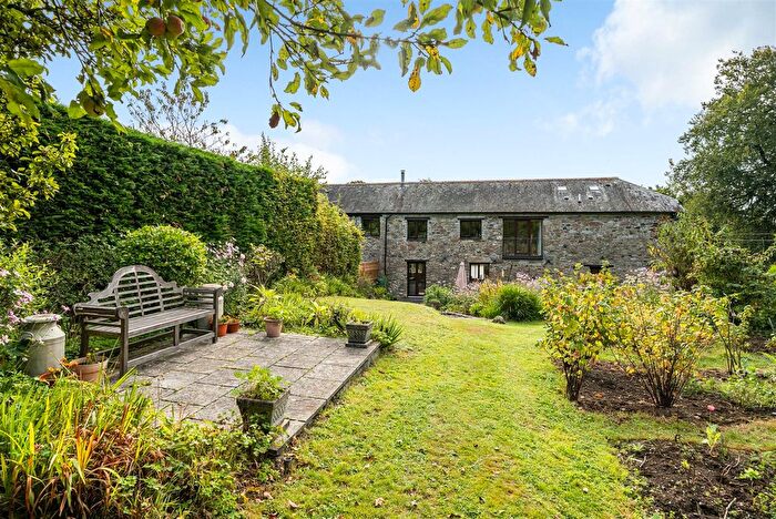 4 Bedroom Semi-Detached House For Sale In Cadleigh Barns, Cadleigh, Ivybridge, PL21