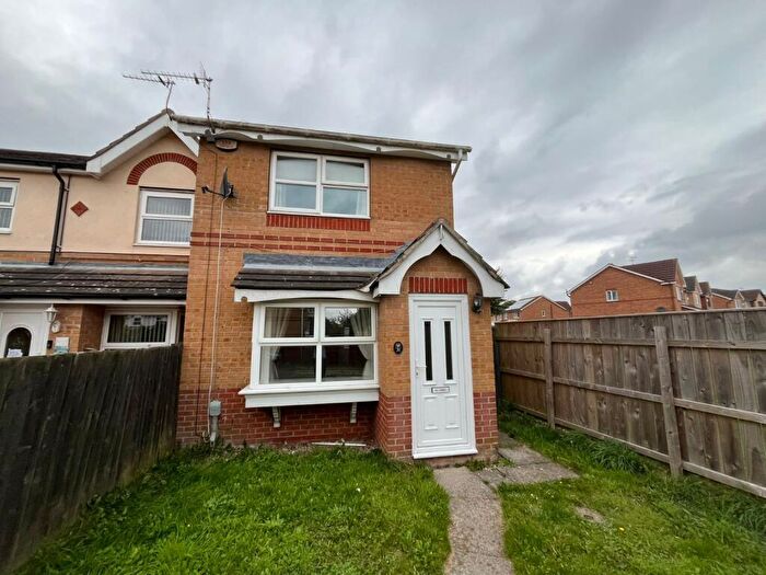 2 Bedroom End Of Terrace House To Rent In Harlequin Drive, Kingswood, Hull, East Riding Of Yorkshire, HU7
