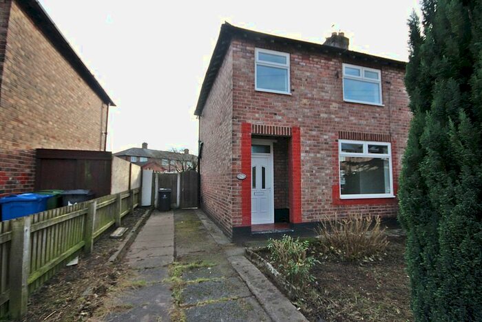 3 Bedroom End Of Terrace House To Rent In Molyneux Avenue, Warrington WA5