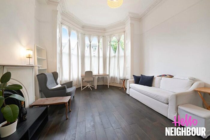 2 Bedroom Apartment To Rent In Selhurst Road, London, SE25