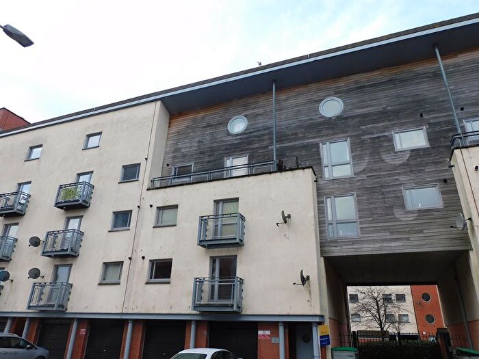 2 Bedroom Flat To Rent In Thorter Neuk, Dundee, DD1