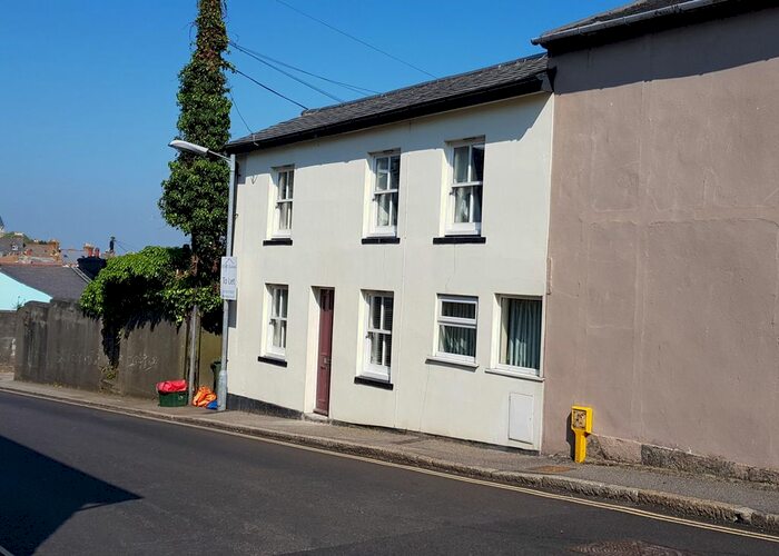 2 Bedroom Semi-Detached House To Rent In Penzance, Cornwall, TR18