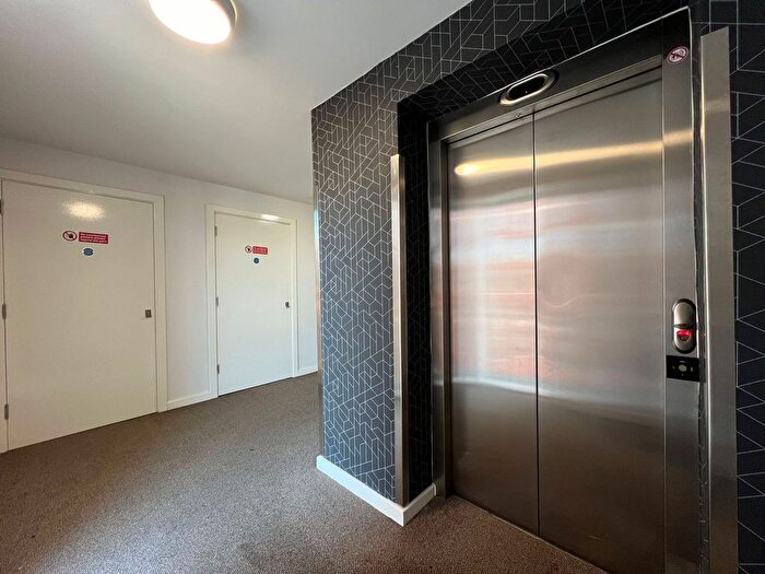 2 Bedroom Flat For Sale In The Riley Building, Derwent Street, M5