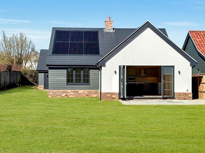 3 Bedroom Detached Bungalow For Sale In Caird Field, Henley, Ipswich, IP6