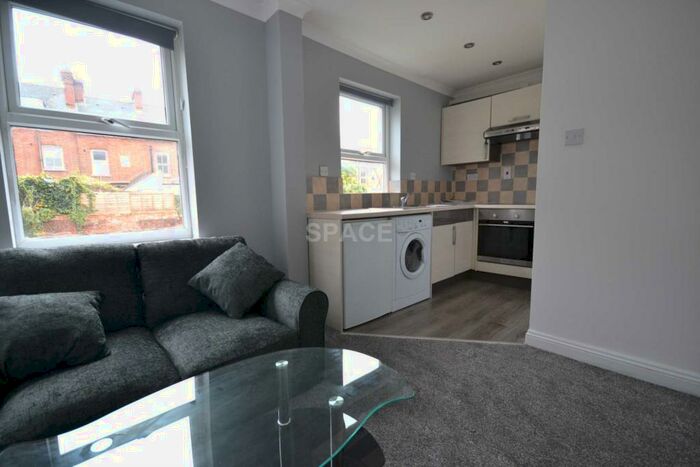 1 Bedroom Flat To Rent In Vachel Road, Reading, Berkshire, RG1