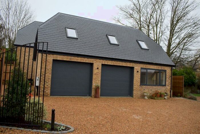 1 Bedroom Apartment To Rent In Hammondstreet Road, EN7