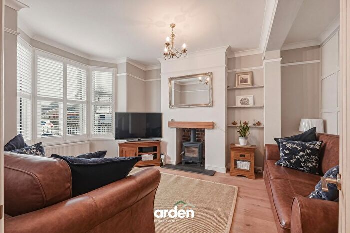 3 Bedroom Terraced House For Sale In Birmingham Road, Bromsgrove, B61