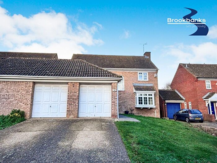 4 Bedroom Detached House To Rent In Dawson Drive, Hextable, BR8