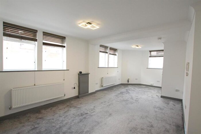 1 Bedroom Flat To Rent In St Michaels Mount, Northampton, NN1