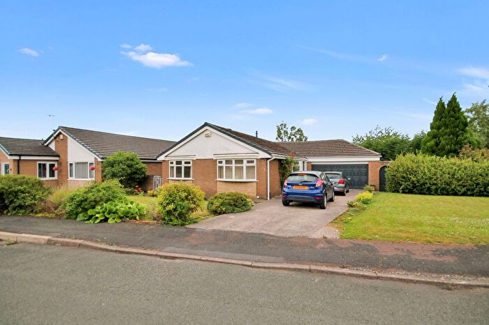 2 Bedroom Bungalow To Rent In Coniston Close, Beechwood, Runcorn, WA7