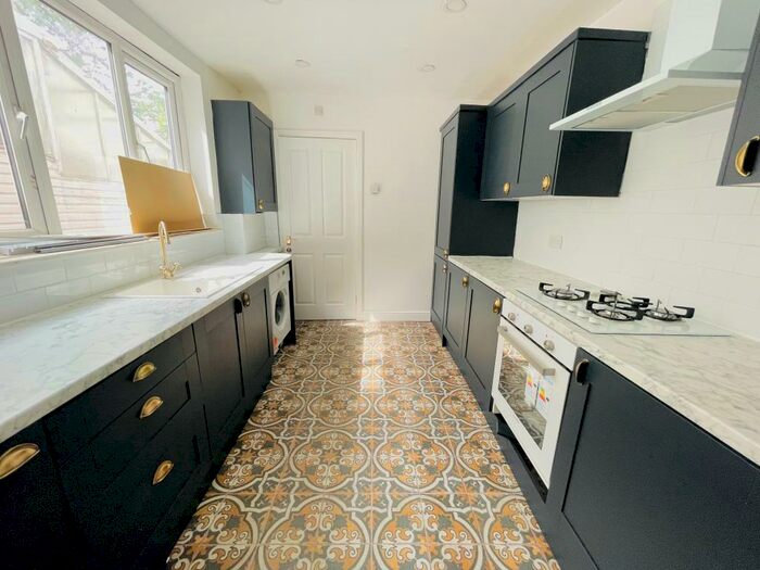 3 Bedroom House To Rent In Morton Road, Stratford, E15