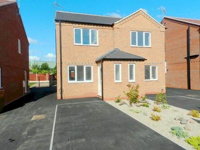2 Bedroom Semi-Detached House To Rent In Hoselett Field Road, Long Eaton, Nottingham, NG10