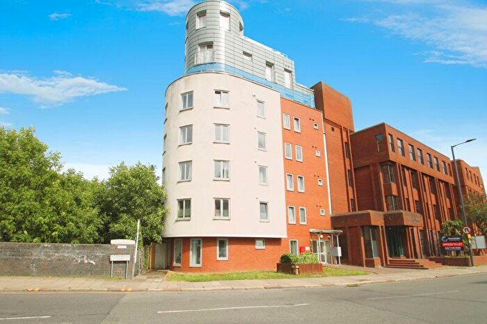 1 Bedroom Flat To Rent In Peterborough Road, Harrow, HA1