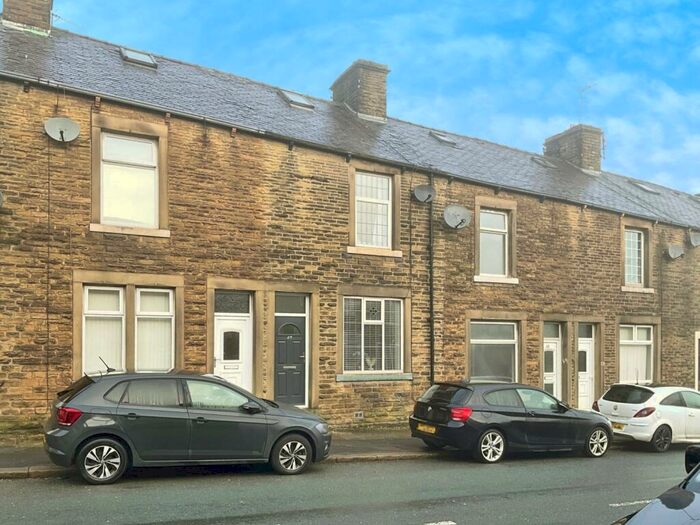 3 Bedroom Terraced House To Rent In Skipton Road, Barnoldswick, Lancashire, BB18
