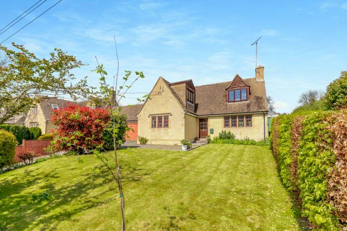 3 Bedroom Link Detached House For Sale In Queen Street, Chedworth, Cheltenham, Gloucestershire, GL54