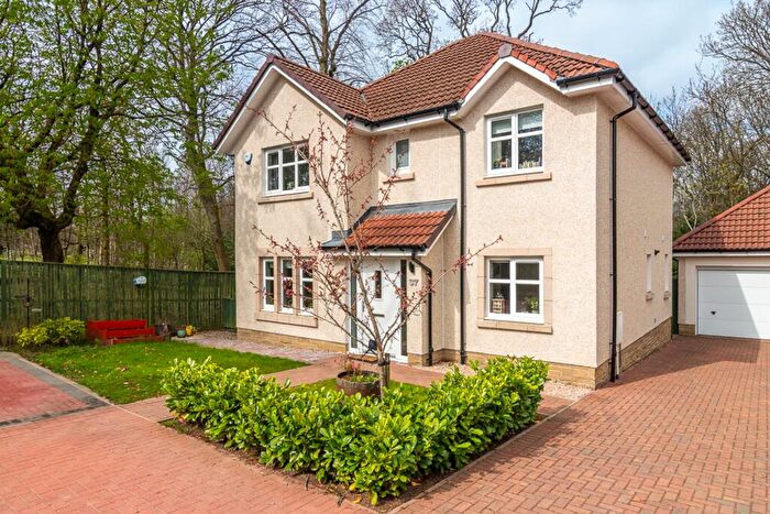 4 Bedroom Detached House For Sale In Cortmalaw Avenue, Milton Of Campsie, G66
