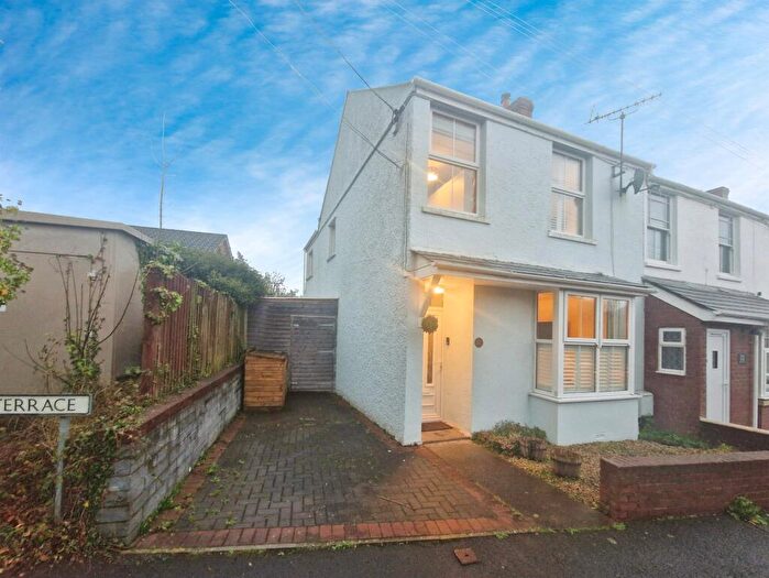 3 Bedroom End Of Terrace House For Sale In Station Terrace, Llanharry, Pontyclun, CF72