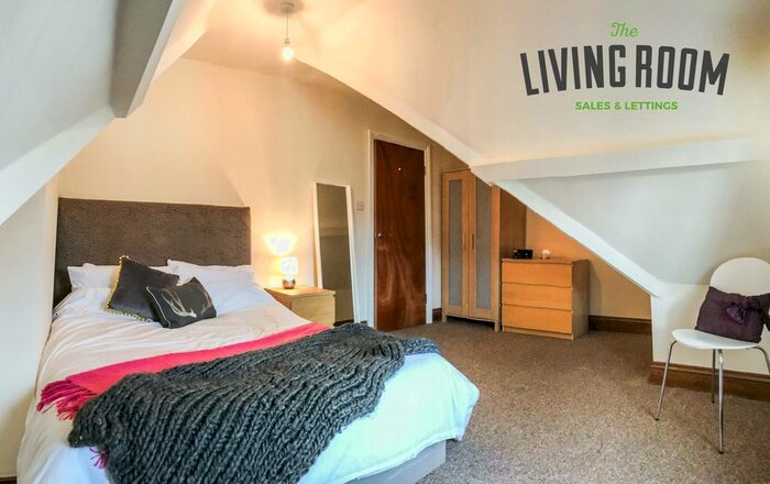 2 Bedroom Flat To Rent In Mackintosh Place, Roath, CF24