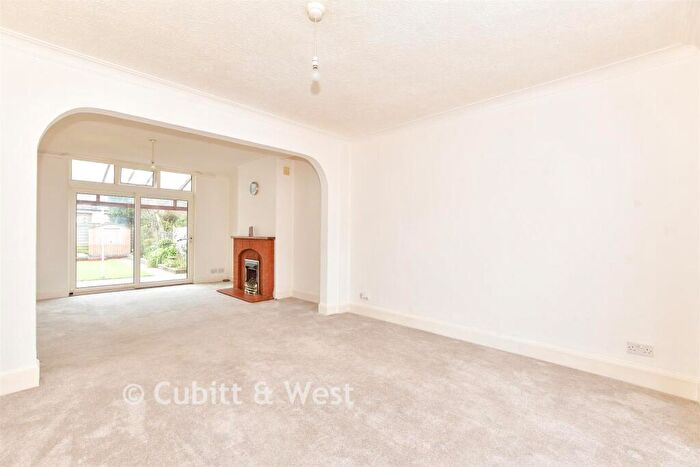 3 Bedroom Semi-Detached House For Sale In Merrivale Road, Portsmouth, Hampshire, PO2