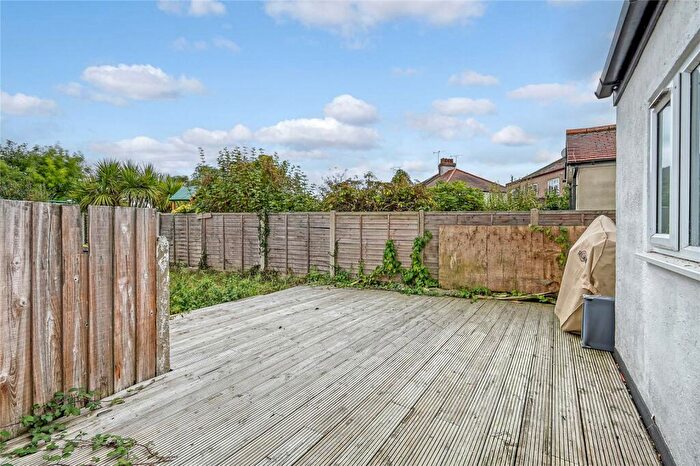 2 Bedroom Apartment For Sale In Silchester Corner, Thorpe Bay Borders, Essex, SS3