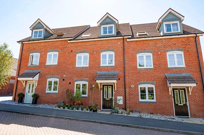 4 Bedroom Terraced House For Sale In Galbraith Road, Picket Piece, SP11
