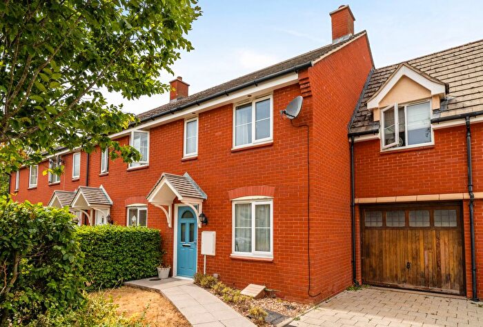 3 Bedroom End Terrace House For Sale In Appleyard Close, Uckington, Cheltenham, Gloucestershire, GL51