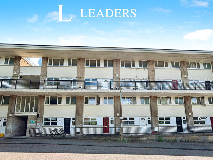 2 Bedroom Property To Rent In Northbrooks, CM19