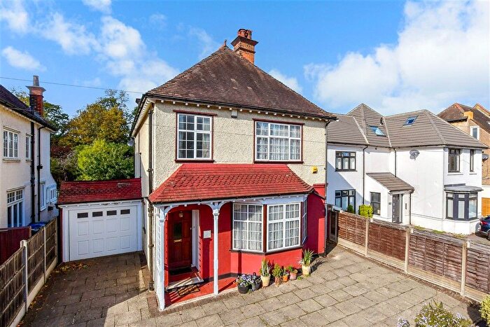 4 Bedroom Detached House For Sale In Northampton Road, Croydon, Surrey, CR0