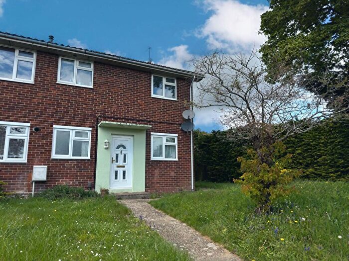 2 Bedroom Maisonette To Rent In Norn Hill, Basingstoke, Hampshire, RG21