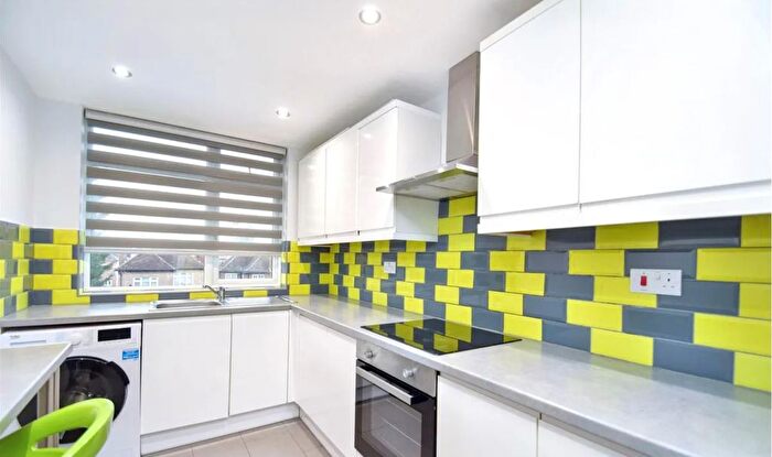 2 Bedroom Flat To Rent In Chaplin Road, Wembley, HA0