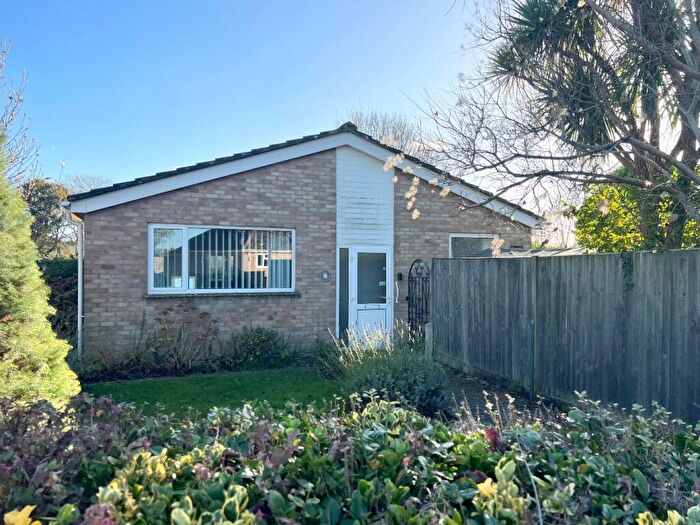 2 Bedroom Semi-Detached Bungalow For Sale In Holbury, Southampton, Hampshire, SO45