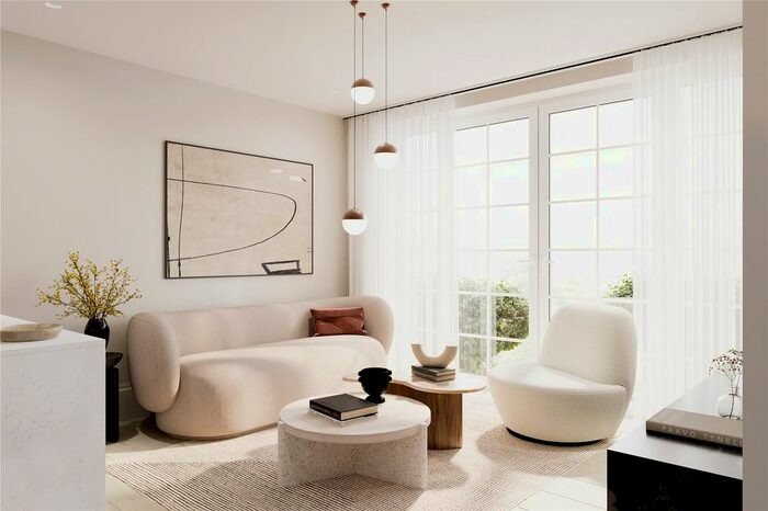 3 Bedroom Flat For Sale In Riverside Gardens, Jubilee Gardens, Weybridge, KT13