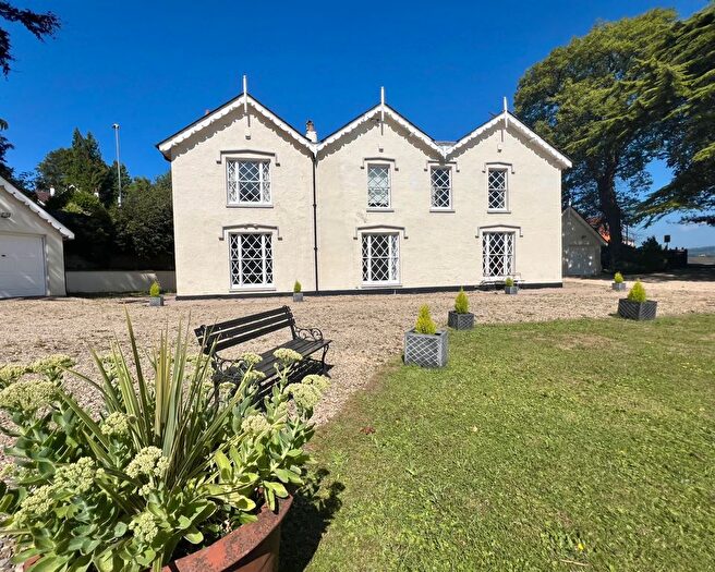 2 Bedroom Flat To Rent In Mount Pleasant, Chepstow, NP16