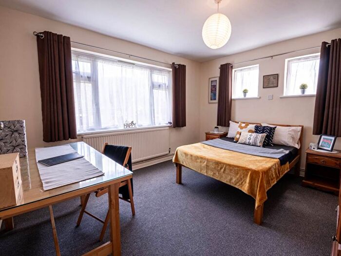 3 Bedroom Property To Rent In Beaconsfield Road, Canterbury, Kent, CT2