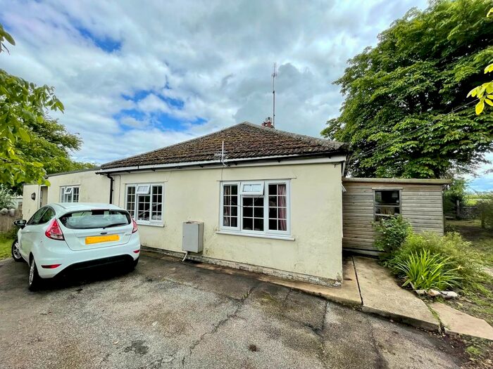 4 Bedroom Detached Bungalow For Sale In Prickwillow Road, Queen Adelaide, Ely, CB7